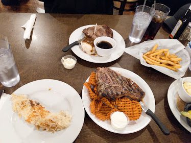 Marilyn's Cafe