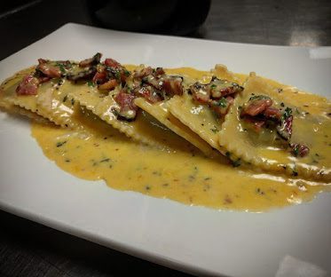 East End Tavern — Restaurant Food And Dining Photo