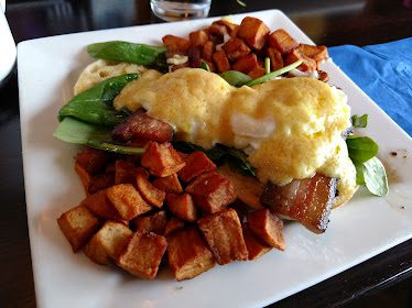 Blu Wolf Bistro