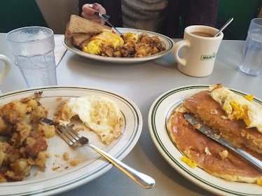 Highland Park Diner — Restaurant Food And Dining Photo