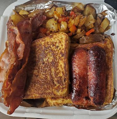 Muchy's Breakfast and Seafood Cafe