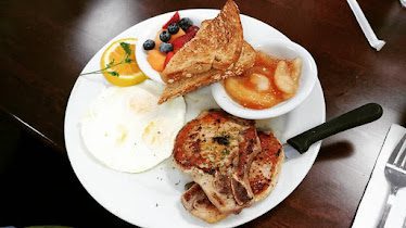 Pegs Glorified Ham n Eggs - Sahara Ave