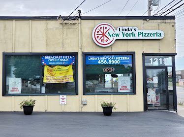 Linda's New York Pizzeria — Restaurant Food And Dining Photo