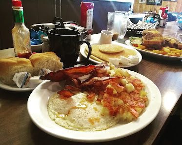 Harlow's Cafe — Restaurant Food And Dining Photo