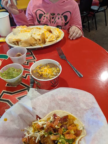 Fuzzy's Taco Shop — Restaurant Food And Dining Photo