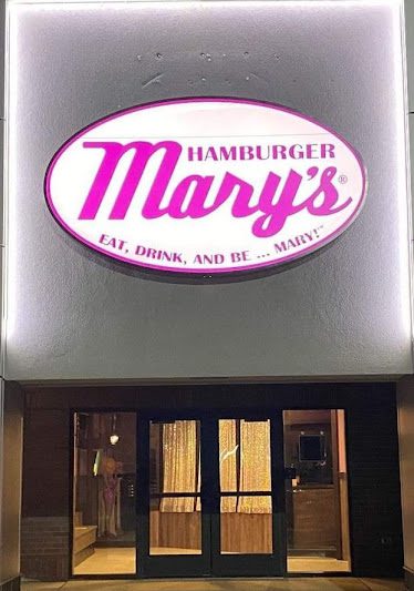 Hamburger Mary's Grand Rapids — Restaurant Food And Dining Photo