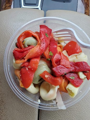 Fradeli's — Restaurant Food And Dining Photo