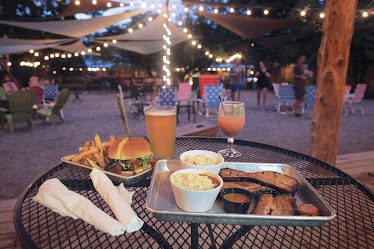Loflin Yard — Restaurant Food And Dining Photo