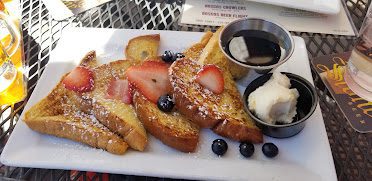Boscos Squared — Restaurant Food And Dining Photo