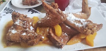 Chef Tam's Underground Cafe — Restaurant Food And Dining Photo