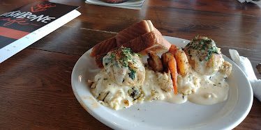 Wishbone Cafe'