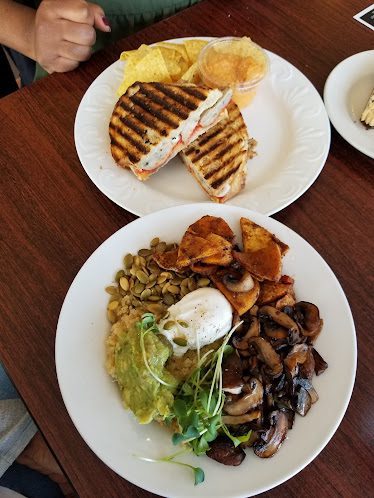 Miss Molly's Cafe & Pastry Shop