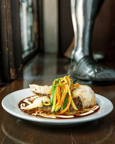 Mader's Restaurant — Restaurant Food And Dining Photo