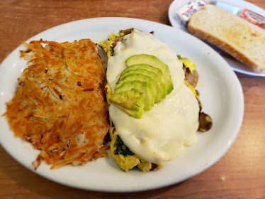 V Boulevard Cafe