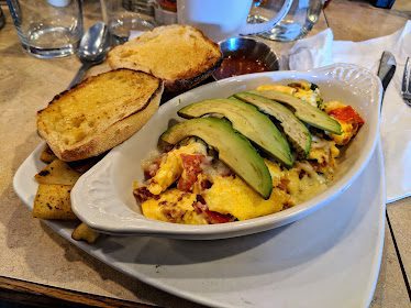 Sunnyside Up Breakfast and Lunch Cafe — Restaurant Food And Dining Photo