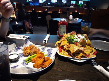 Big Al's — Restaurant Food And Dining Photo