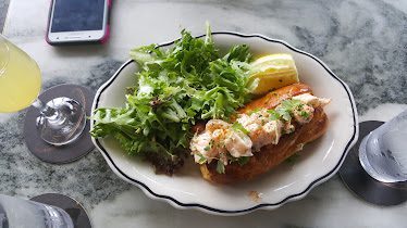 Loch Bar — Restaurant Food And Dining Photo