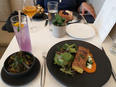 LIORA — Restaurant Food And Dining Photo