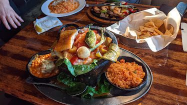 Via-Mar Grill & Bar - Cantina