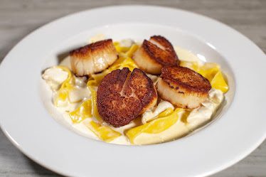 Cracked Pepper Bistro — Restaurant Food And Dining Photo