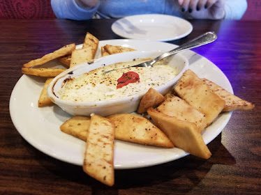Starving Artists Bistro