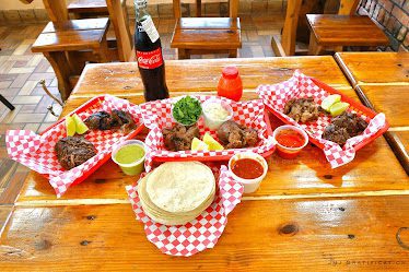 Vera's Backyard Bar-B-Que