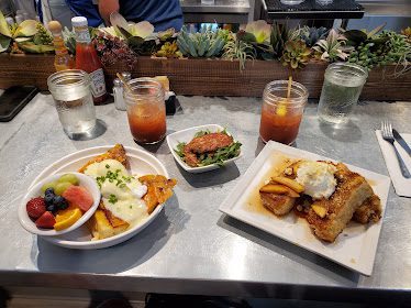 Bacon & Butter East Sac — Restaurant Food And Dining Photo
