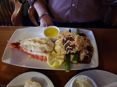 The Sycamore Inn — Restaurant Food And Dining Photo