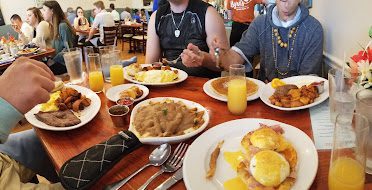 Byrd's Restaurant — Restaurant Food And Dining Photo