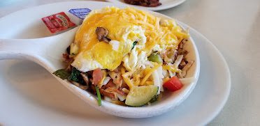 Elmer's Restaurant (Salem, OR) — Restaurant Food And Dining Photo