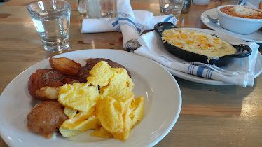 Garden of the Gods Market and Cafe — Restaurant Food And Dining Photo