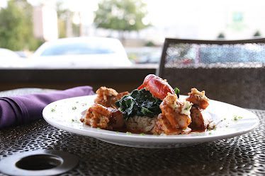 Louisiana Bistreaux Seafood Kitchen - Buckhead