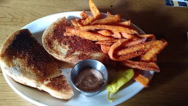 McMenamins East 19th Street Café — Restaurant Food And Dining Photo