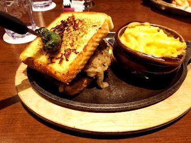 Hops n Drops — Restaurant Food And Dining Photo