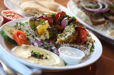Maan's Mediterranean Grill — Restaurant Food And Dining Photo