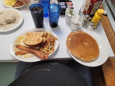 Harold's Koffee House — Restaurant Food And Dining Photo