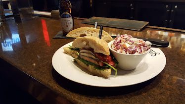 Firebirds Wood Fired Grill — Restaurant Food And Dining Photo