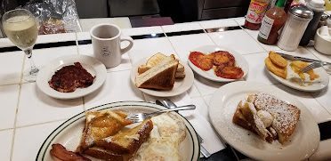 Doc Taylor's Restaurant — Restaurant Food And Dining Photo