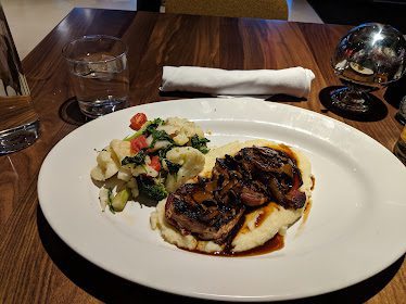 Bacon Social House — Restaurant Food And Dining Photo