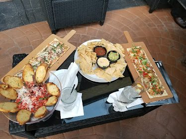 Bar Louie - Tampa — Restaurant Food And Dining Photo