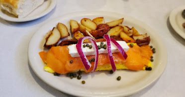 Nicki's Omelette & Grill