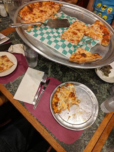 Red Rose Pizzeria