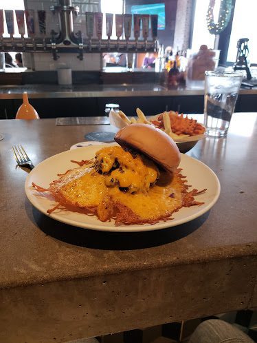 Society Burger — Restaurant Food And Dining Photo