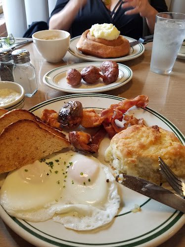 Dilly Diner — Restaurant Food And Dining Photo