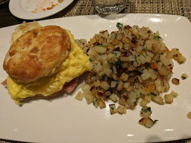 Max's Tavern