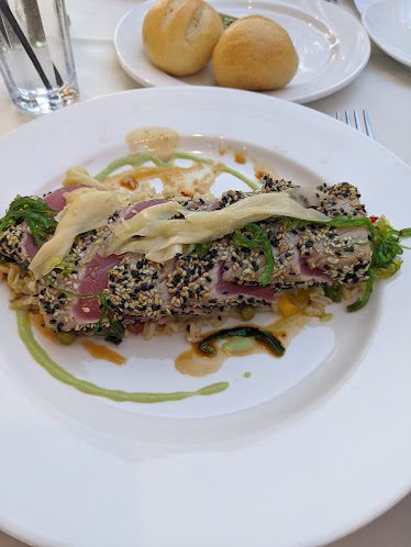 Cal's Wood Fired Grill and Bar