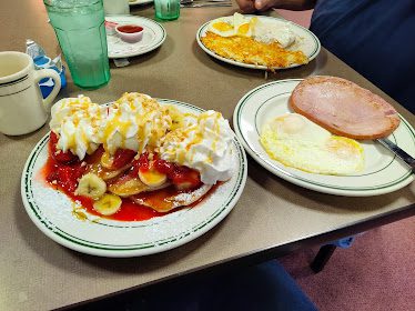 J & M's Family Restaurant — Restaurant Food And Dining Photo