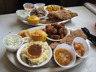 Day Day's BBQ & Waffle House — Restaurant Food And Dining Photo