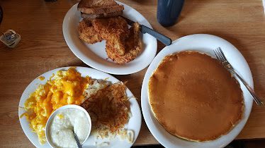 Kelley's Country Cookin' — Restaurant Food And Dining Photo
