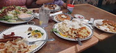 Black Bear Diner Aurora